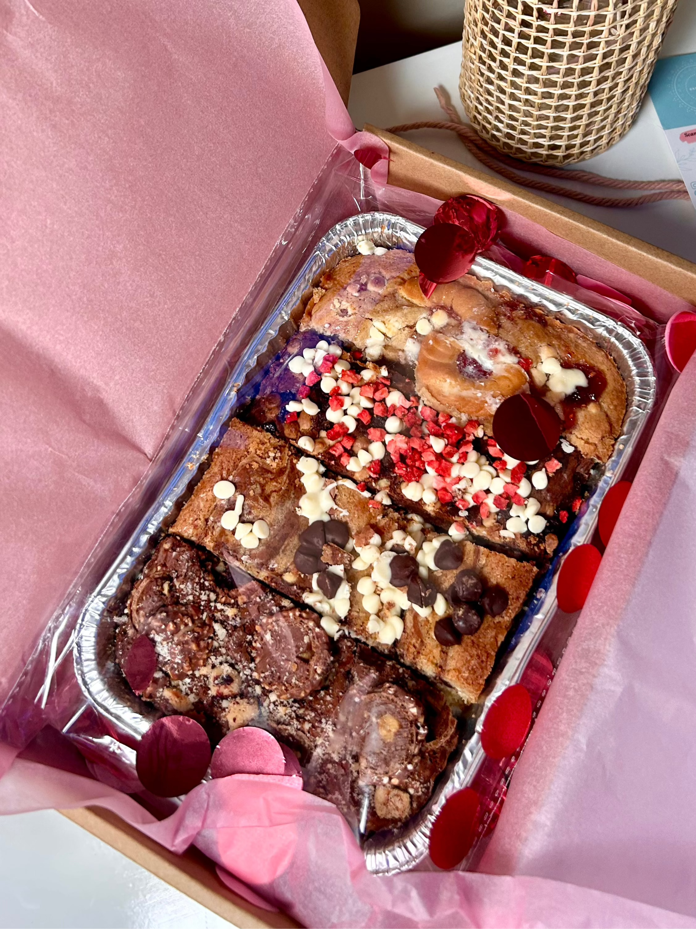 Surprise Mixed Brownie Tray