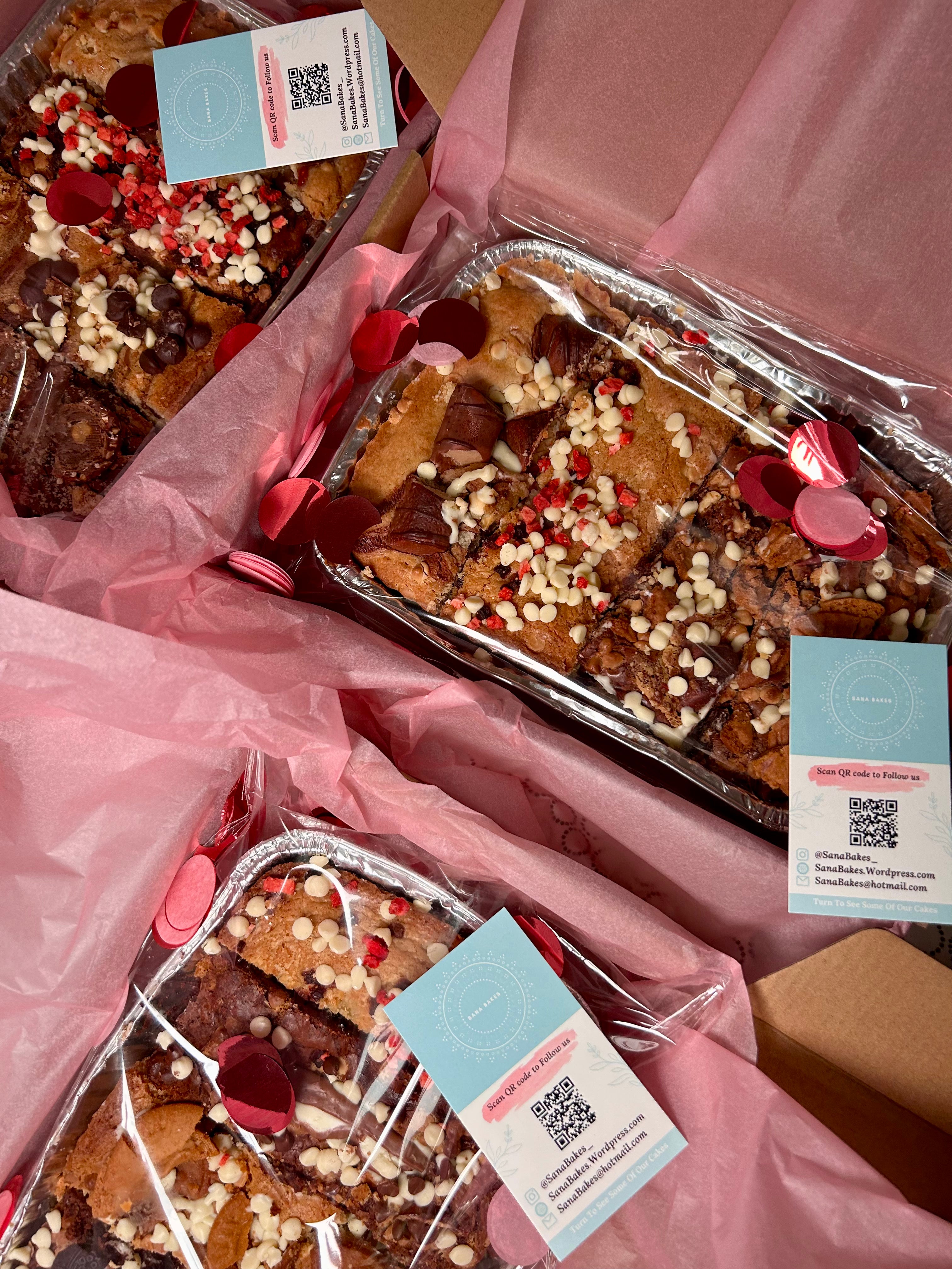 Surprise Mixed Blondie Tray